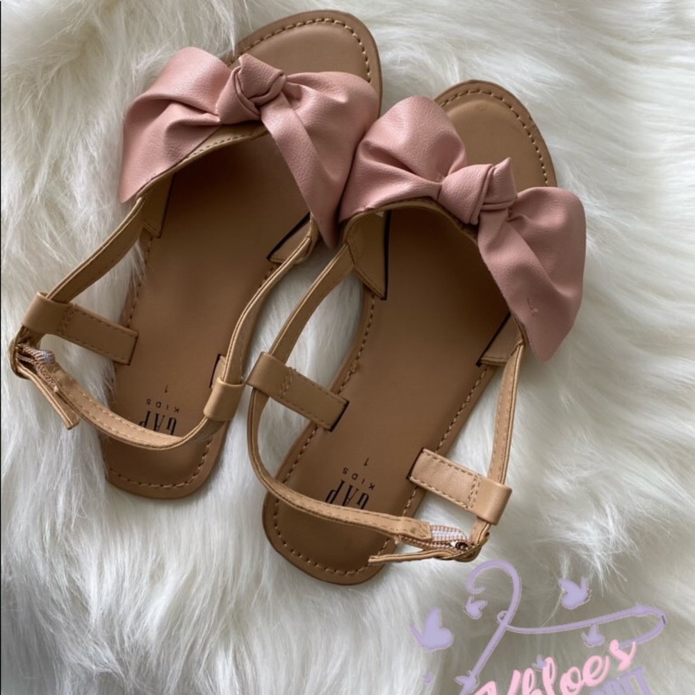 Gap Sandals